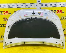 Капот Toyota