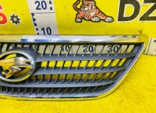 Решетка радиатора TOYOTA HARRIER 2006/Цвет 202 5310148110 MHU38W 3MZFE, передняя