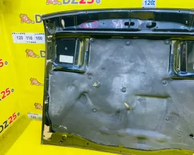 Капот Toyota
