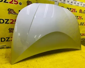 Капот Toyota