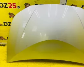 Капот Toyota