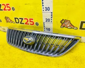 Решетка радиатора TOYOTA
