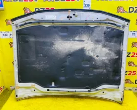 Капот Toyota