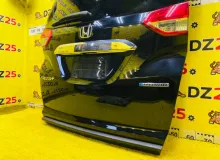 Дверь 5я HONDA FREED+ 2016/Цвет NH731P 68100TREJ10ZZ GB7 LEB, задняя