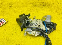 Замок 5-й двери TOYOTA HARRIER 2006/Цвет 202 6935048030 GSU31W 2GRFE, задний