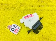 Замок 5-й двери TOYOTA COROLLA FIELDER 2014/Цвет 1F7 6935013380 NKE165G 1NZFXE, задний