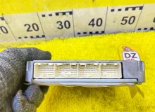 Блок управления двс TOYOTA COROLLA 2009 8966102M61 ZRE120L 1ZRFE, передний