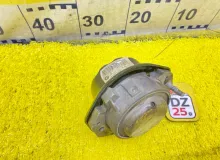 Подушка двигателя BMW 7-SERIES 2006 22116770798 E66 N52B30A, передняя правая