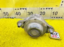 Подушка двигателя Mercedes-Benz C-CLASS 2009 A2042404317 W204 M272E25/272.921/272921, передняя правая