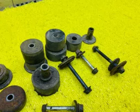 Подушка кузова Mitsubishi
