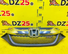 Решетка радиатора HONDA