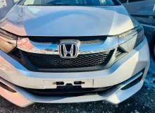 Решетка радиатора HONDA SHUTTLE 2015/Цвет NH700M 71121TD4J31M1 GK9 L15B, передняя