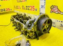 Головка блока цилиндров TOYOTA TUNDRA 1999/Цвет 202 1110159165 UCK40L 2UZFE, передняя правая