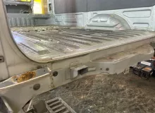 Тазик железный NISSAN VANETTE 2010/Цвет 22V 75610HA000 SKP2MN L8, задний