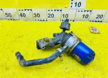 Корпус масляного фильтра TOYOTA TUNDRA 1999/Цвет 202 1560950110 UCK40L 2UZFE, передний