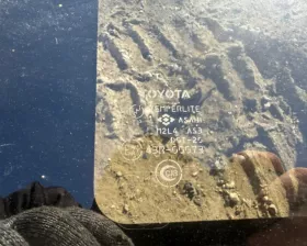Люк Toyota