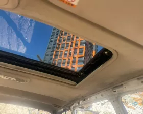 Люк Toyota