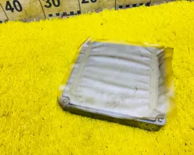 Блок управления двс Toyota