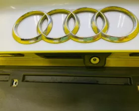 Крышка багажника VAG