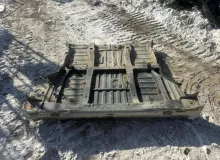 Тазик железный TOYOTA LAND CRUISER 2000/Цвет 057 5830260451 UZJ100W 2UZFE, задний