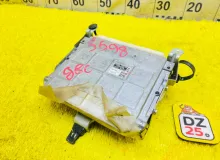 Блок управления двс TOYOTA COROLLA 2012 896610Z240 ZRE120L 1ZRFE, передний