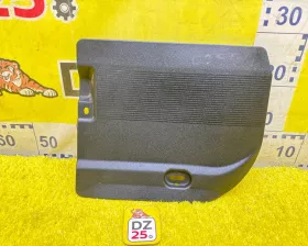 Пластиковая крышка на двс Toyota