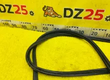 Уплотнительная резинка багажника NISSAN NV200 2010/Цвет K23 90830JX31A M20 HR16DE, задняя