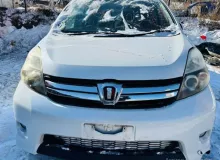 Дверь боковая TOYOTA ISIS 2012/Цвет 070 6700144071 ZGM15W 2ZRFAE, передняя правая