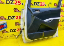 Дверь боковая TOYOTA ISIS 2012/Цвет 070 6700144071 ZGM15W 2ZRFAE, передняя правая