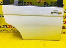Дверь боковая TOYOTA ISIS 2012/Цвет 070 6700344084 ZGM15W 2ZRFAE, задняя правая