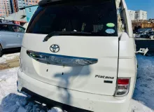 Дверь 5я TOYOTA ISIS 2012/Цвет 070 6700544260 ZGM15W 2ZRFAE, задняя