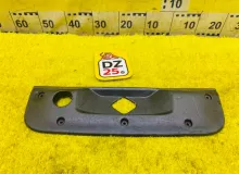 Пластик замка багажника NISSAN NV200 2010/Цвет K23 84992JX00A M20 HR16DE, задний
