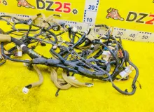 Коса под торпеду NISSAN NV200 2010/Цвет K23 24010JX00C M20 HR16DE, передняя
