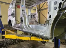 Порог кузова NISSAN NV200 2010/Цвет K23 76410JX00E M20 HR16DE, передний правый