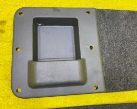Обшивка багажника Nissan