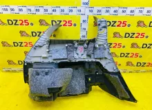Обшивка багажника TOYOTA WISH 2012/Цвет 202 6473068040B0 ZGE25W 2ZRFAE, задняя правая