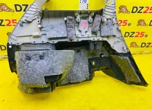 Обшивка багажника TOYOTA WISH 2012/Цвет 202 6473068040B0 ZGE25W 2ZRFAE, задняя правая