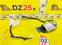Усилитель магнитофона TOYOTA WISH 2012/Цвет 202 8628068020 ZGE25W 2ZRFAE, передний
