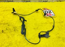 Датчик abs TOYOTA WISH 2012/Цвет 202 8954568020 ZGE25W 2ZRFAE, задний правый
