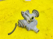 Клапан egr TOYOTA LAND CRUISER 1993/Цвет 6M1 1735066010 FZJ80G 1FZFE, передний