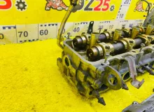 Головка блока цилиндров TOYOTA LAND CRUISER 1994/Цвет 6M1 1110169105 FZJ80G 1FZFE, передняя