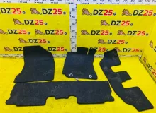 Коврики комплект TOYOTA WISH 2012/Цвет 202 ZGE20W 2ZRFAE