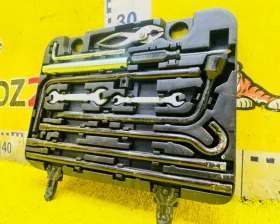 Инструментальный ящик Toyota