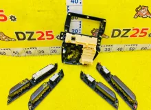 Консоль магнитофона TOYOTA WISH 2012/Цвет 202 5590068200 ZGE20W 2ZRFAE, передний