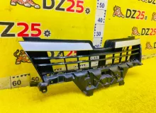 Решетка радиатора TOYOTA VOXY 2014/Цвет 1F7 5311128680 ZWR80G 2ZRFXE, передняя