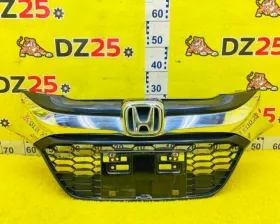 Решетка радиатора HONDA
