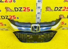 Решетка радиатора HONDA VEZEL 2014/Цвет NH821M 71121T7B00 RU4 LEB, передняя