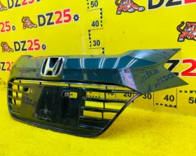 Решетка радиатора HONDA