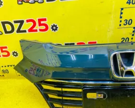 Решетка радиатора HONDA