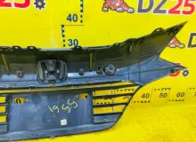 Решетка радиатора HONDA VEZEL 2014/Цвет NH788P 71121T7B00 RU4 LEB, передняя